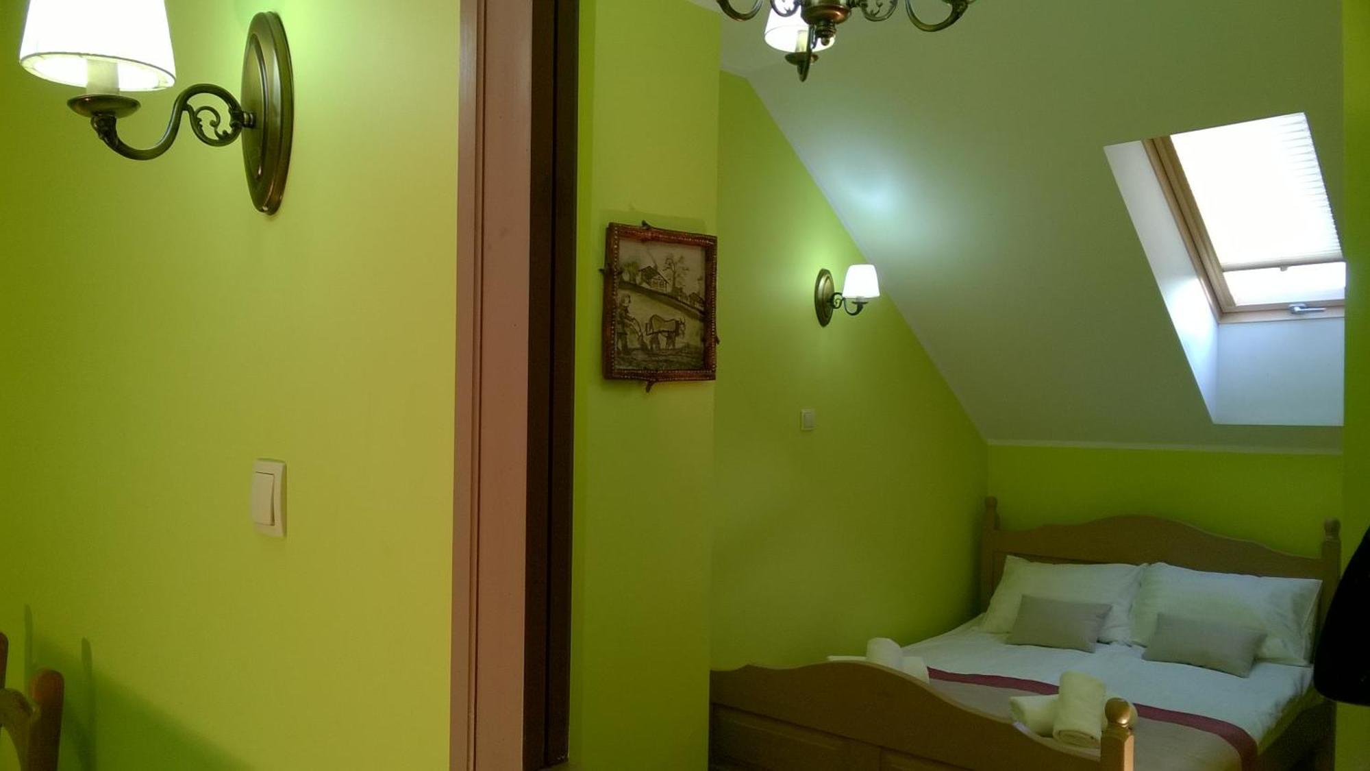 Hotel Pod Herbem -Pokoje Ozonowane Bialystok Room photo