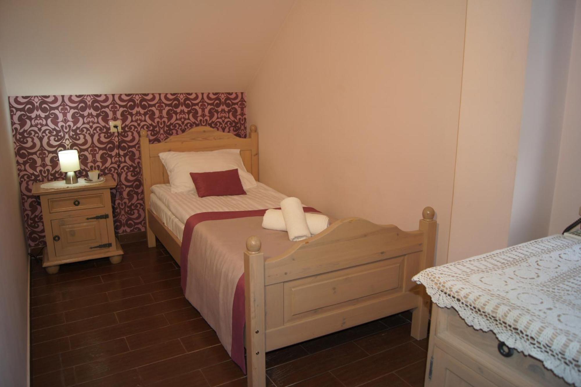 Hotel Pod Herbem -Pokoje Ozonowane Bialystok Room photo